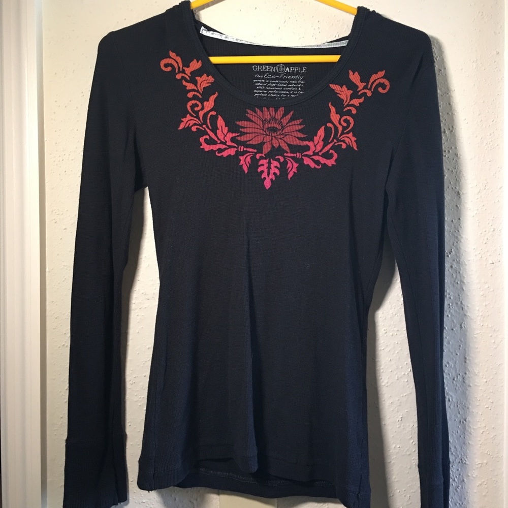 Black long sleeve shirt w/hood